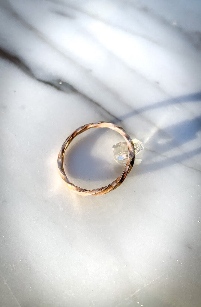 Twist ring in 14K Rose Gold